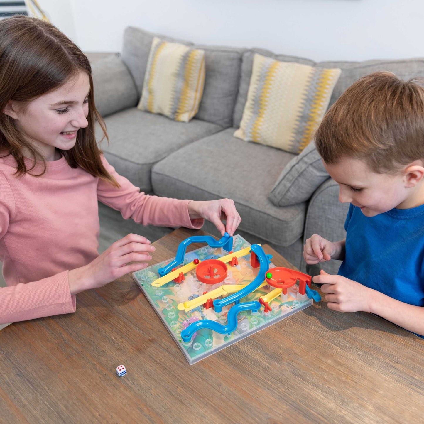 3D Snakes and Ladders Board Game - Dinosaur Edition