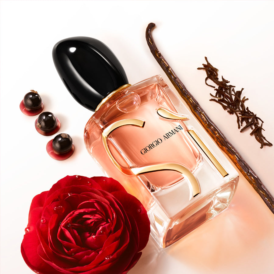 Armani Sì Eau de Parfum Intense (Various Sizes)