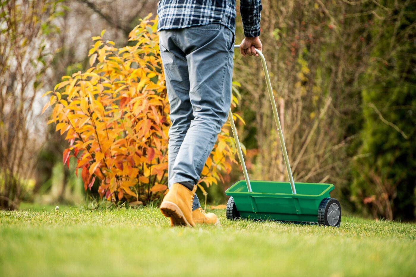 12L Garden Lawn Fertiliser Spreader